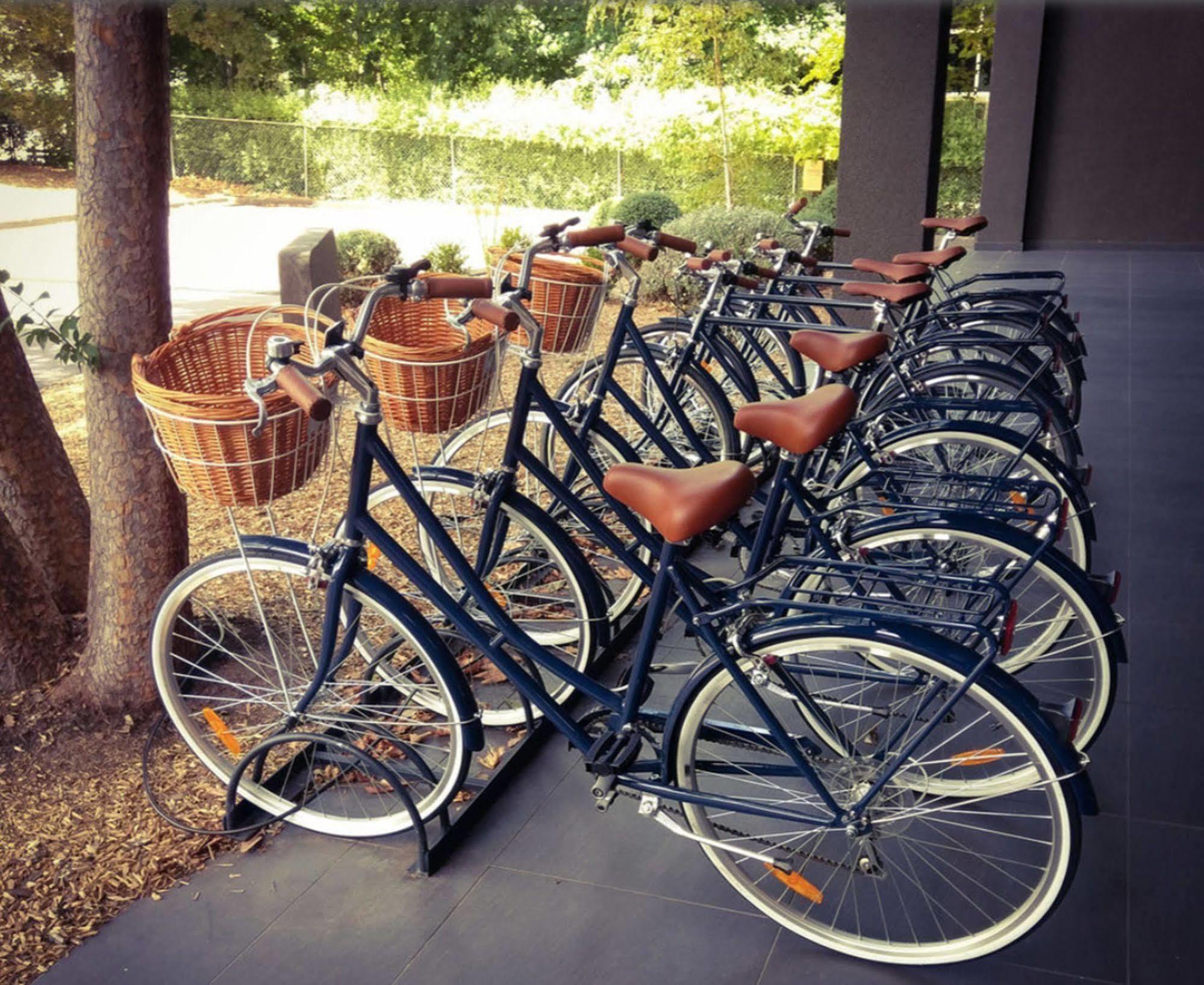 Qt Canberra Exteriör bild